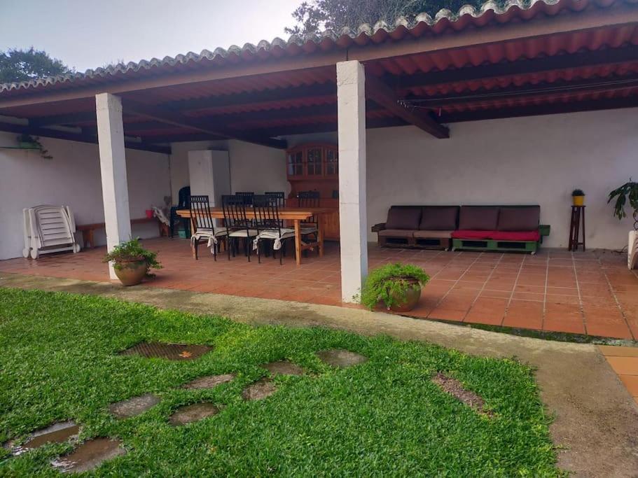 Amplia Casa Familiar Villa Pontevedra Exterior photo